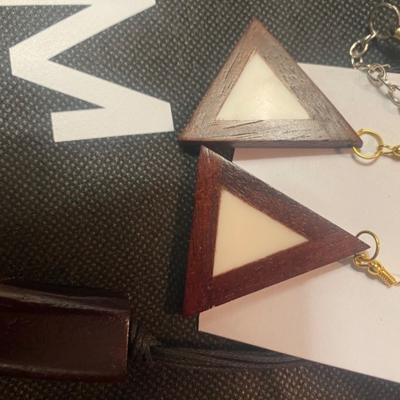 Delta Sigma Theta  wood necklace and earring set - Picture 3 of 4